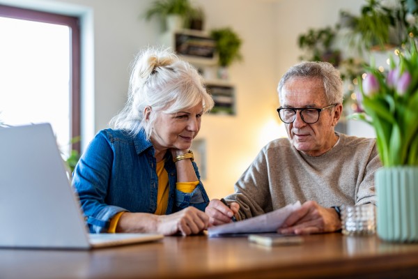 older couple seeking 401k guidance from their kirk capital advisor